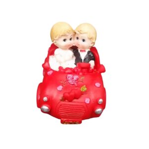 Ornament Bride/Groom In Large Car Xval231
