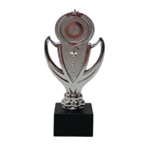 Trophy 18.5Cm On Stand